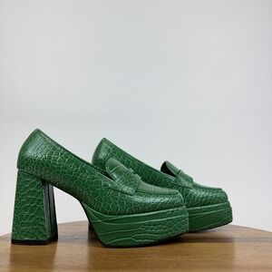 New Womens Fashion To Figure Madelyn Green Faux Leather Croc Print Loafer Size 8